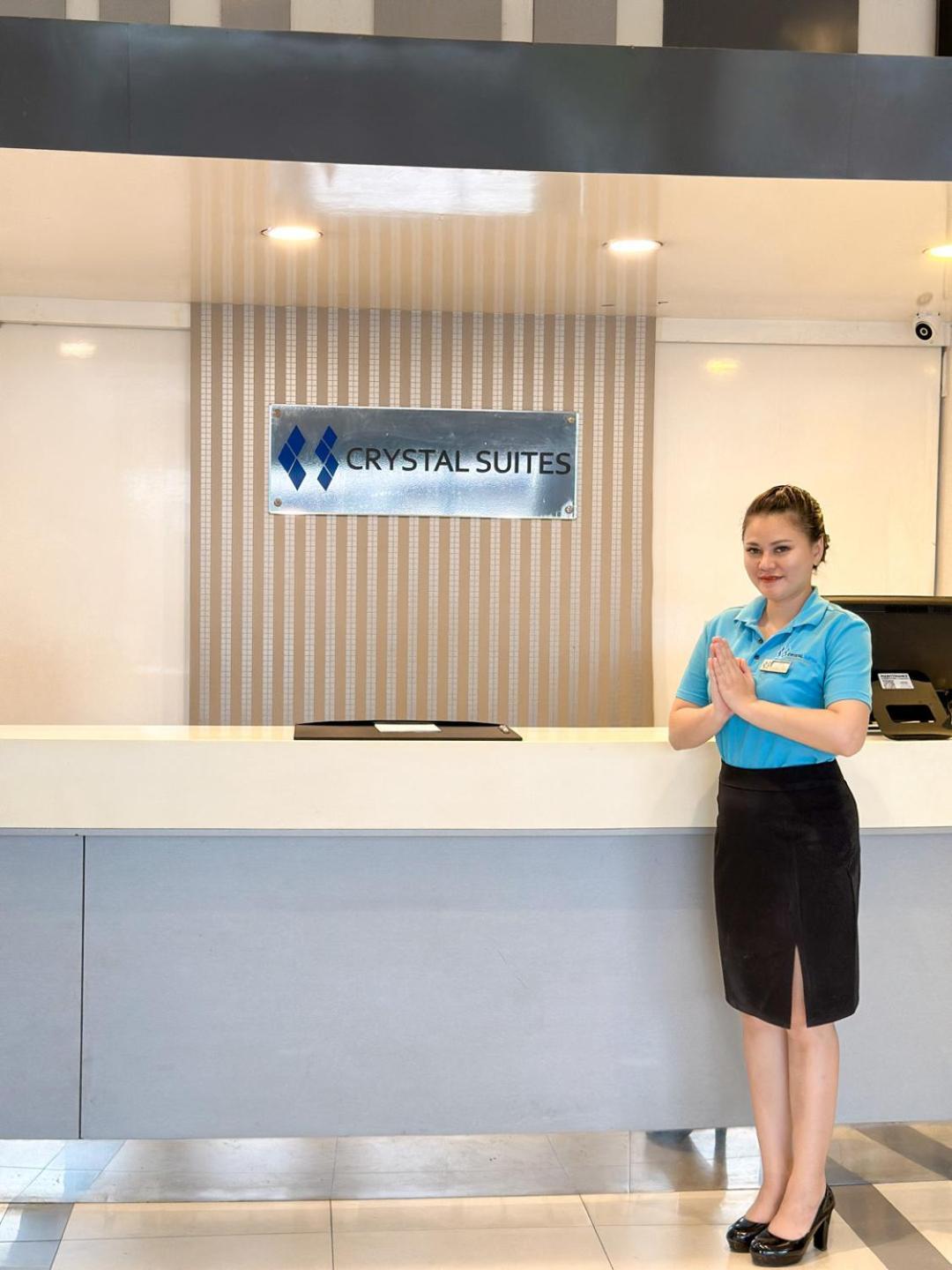 Crystal Suites Suvarnbhumi Airport Bangkok Bagian luar foto